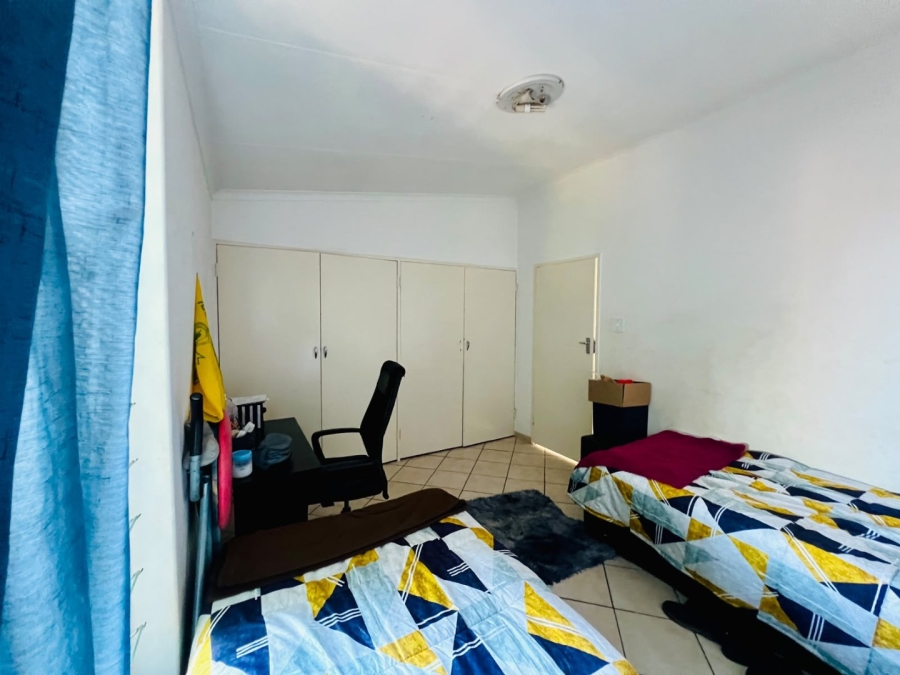 2 Bedroom Property for Sale in Tileba Gauteng