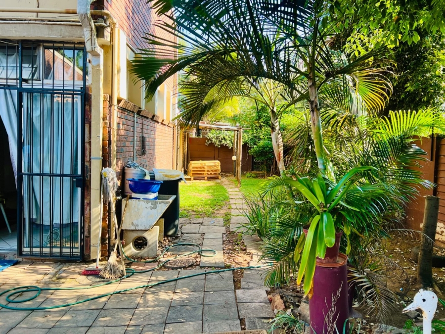 2 Bedroom Property for Sale in Tileba Gauteng