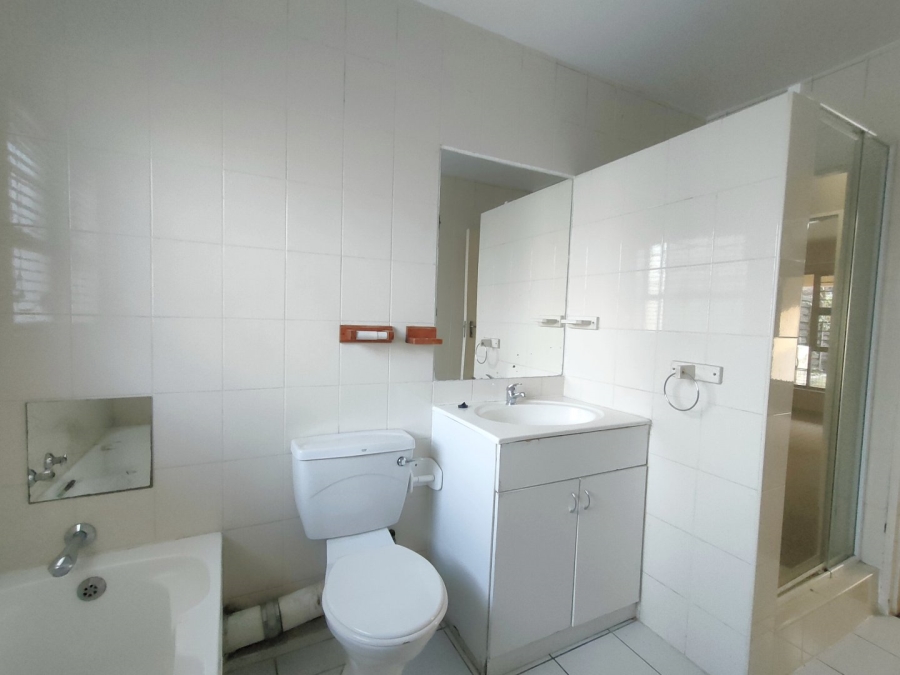 To Let 2 Bedroom Property for Rent in Ridgeway Gauteng