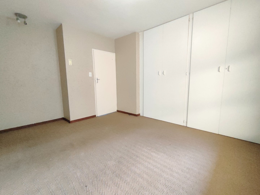 To Let 2 Bedroom Property for Rent in Ridgeway Gauteng