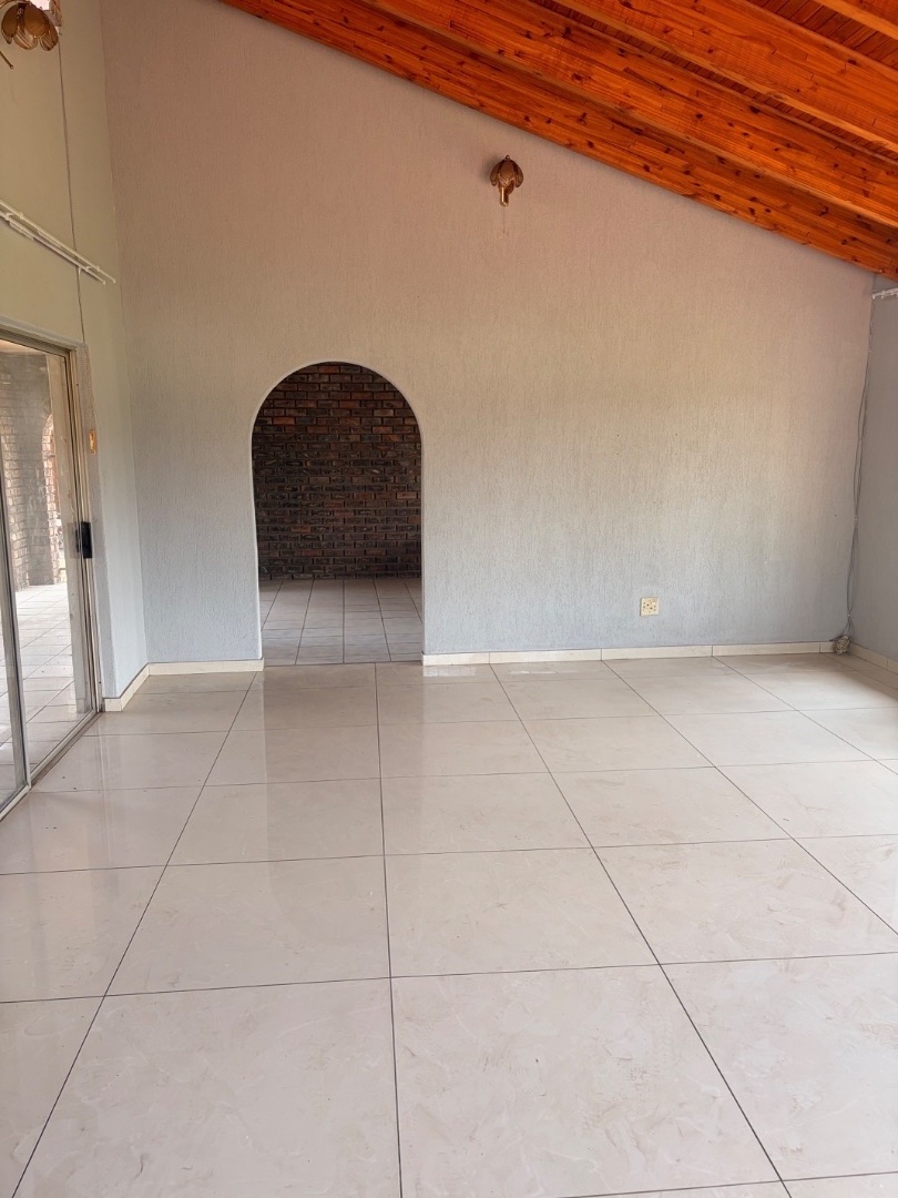 To Let 3 Bedroom Property for Rent in Fairlead Gauteng
