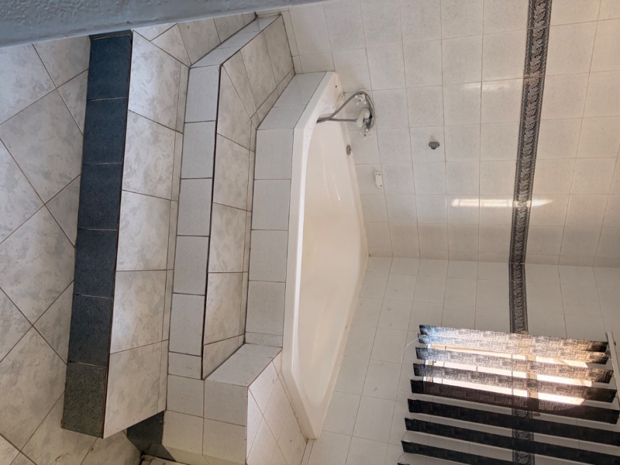 To Let 3 Bedroom Property for Rent in Fairlead Gauteng