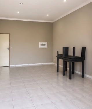 To Let Commercial Property for Rent in Fairlead Gauteng