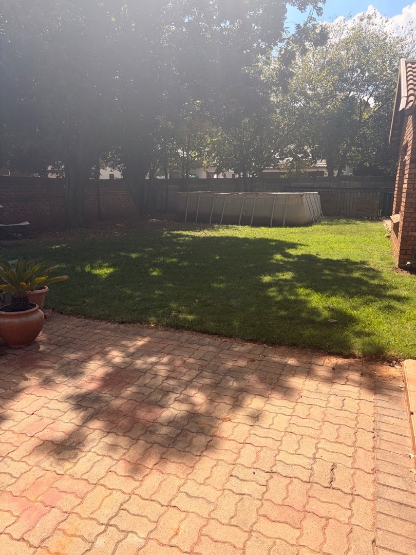3 Bedroom Property for Sale in Crystal Park Gauteng