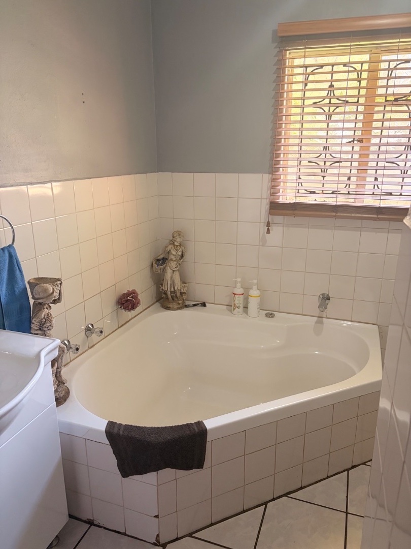 3 Bedroom Property for Sale in Crystal Park Gauteng
