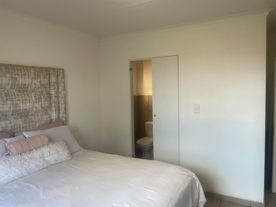 3 Bedroom Property for Sale in Albertsdal Gauteng