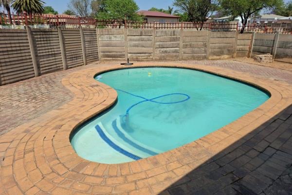 3 Bedroom Property for Sale in West Park Gauteng
