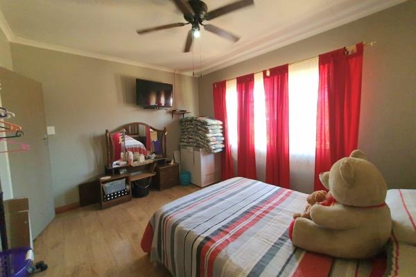 3 Bedroom Property for Sale in West Park Gauteng