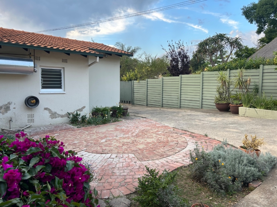 To Let 1 Bedroom Property for Rent in Fourways Gauteng