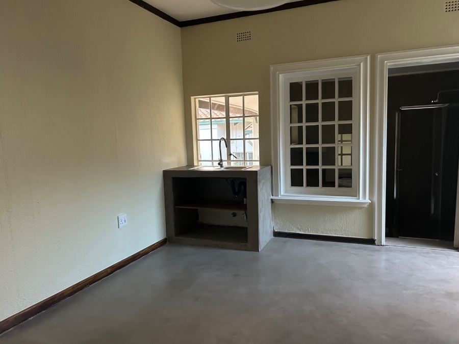 To Let 1 Bedroom Property for Rent in Fourways Gauteng
