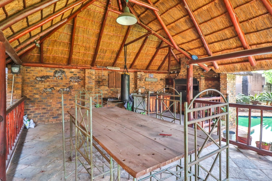 4 Bedroom Property for Sale in Doringkloof Gauteng
