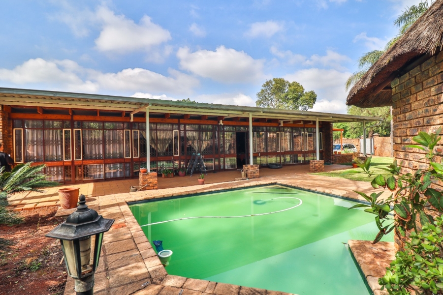 4 Bedroom Property for Sale in Doringkloof Gauteng