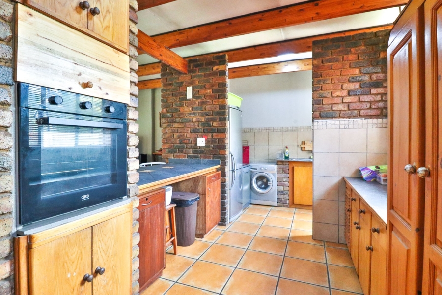 4 Bedroom Property for Sale in Doringkloof Gauteng