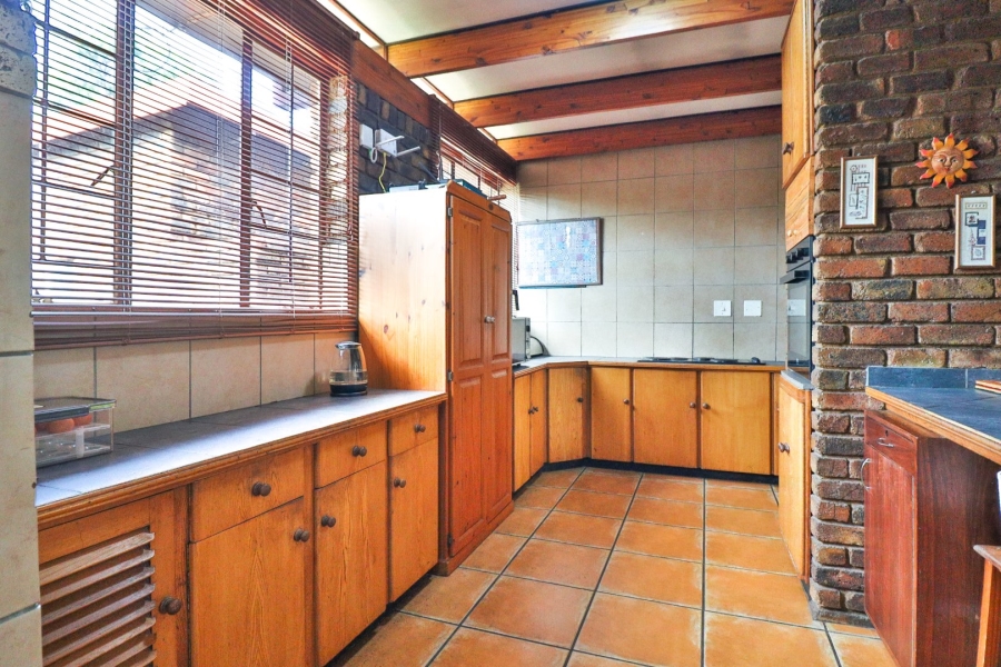 4 Bedroom Property for Sale in Doringkloof Gauteng