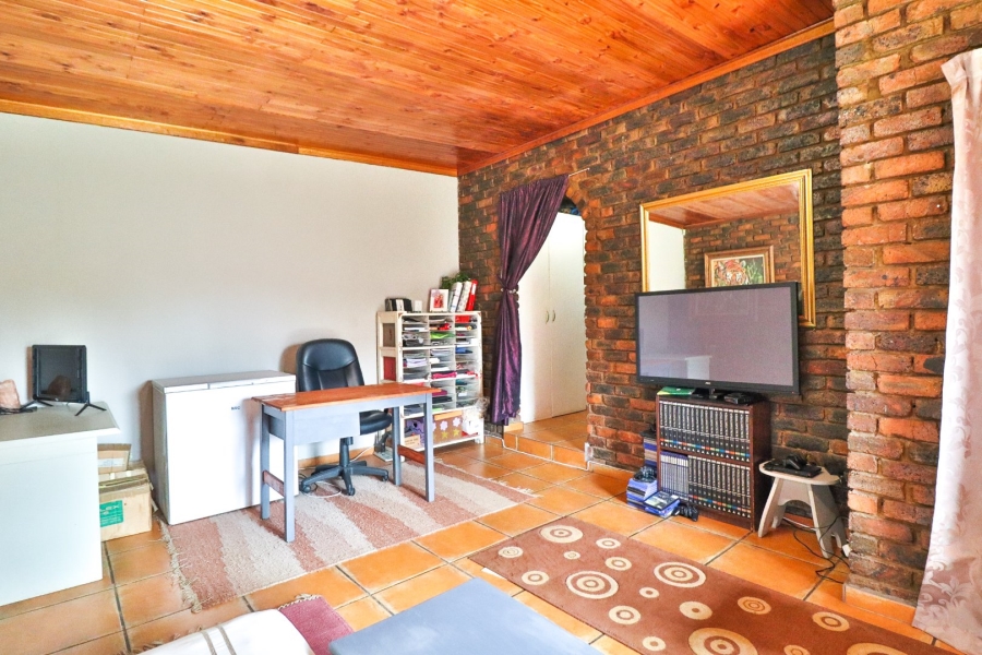 4 Bedroom Property for Sale in Doringkloof Gauteng
