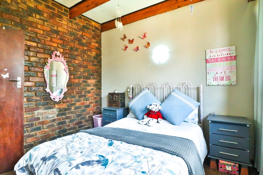4 Bedroom Property for Sale in Doringkloof Gauteng