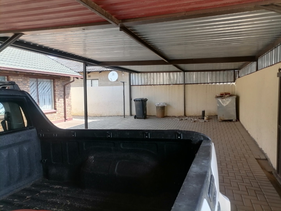3 Bedroom Property for Sale in Doornkop Gauteng