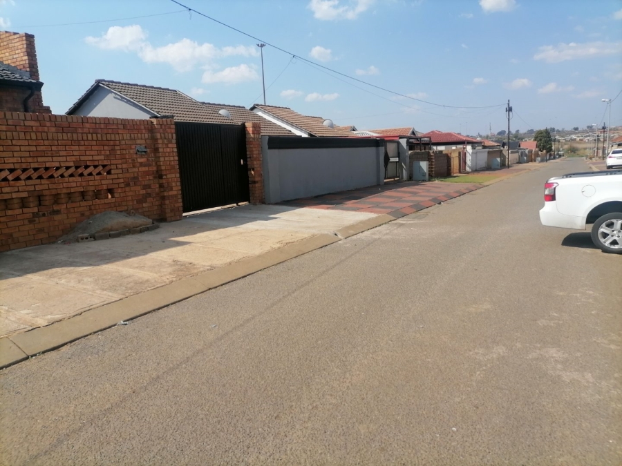 3 Bedroom Property for Sale in Doornkop Gauteng