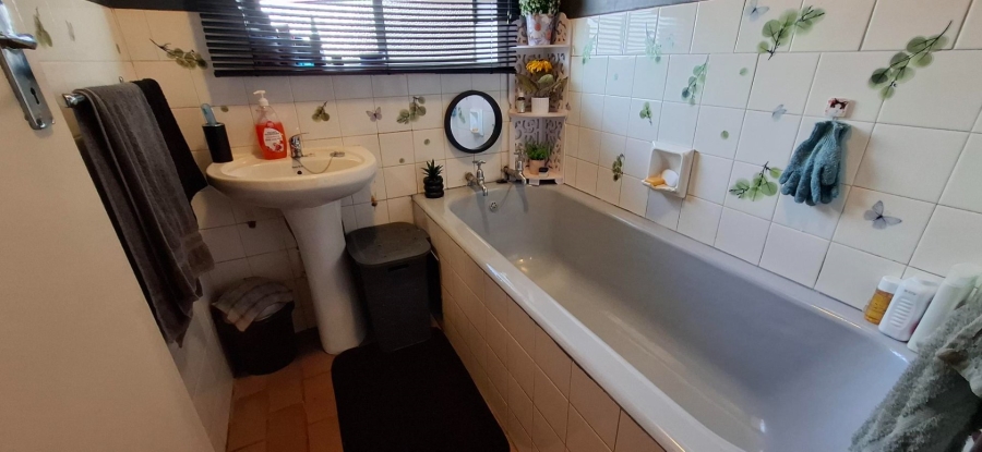 2 Bedroom Property for Sale in Pretoria Gauteng