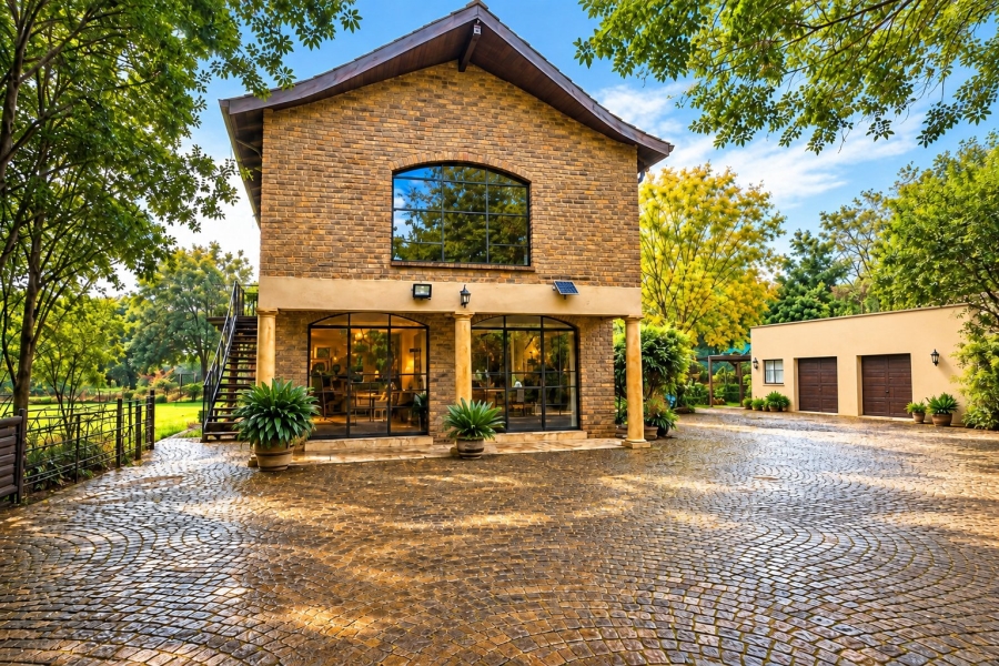 Commercial Property for Sale in Blue Hills AH Gauteng
