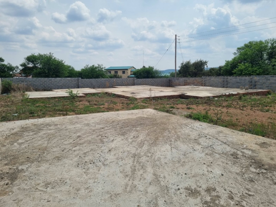  Bedroom Property for Sale in Vaaloewer Gauteng