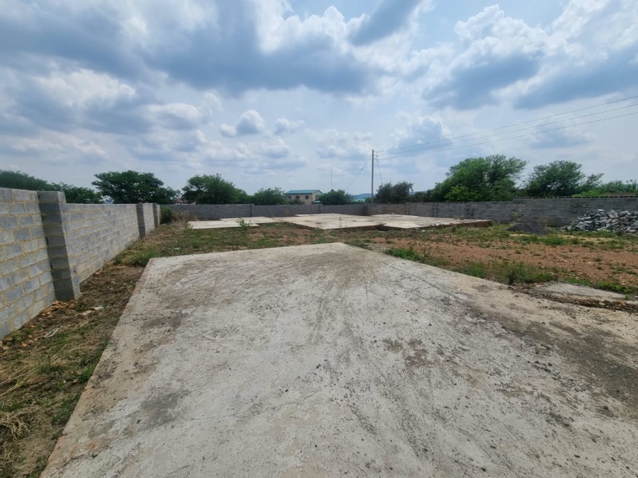  Bedroom Property for Sale in Vaaloewer Gauteng