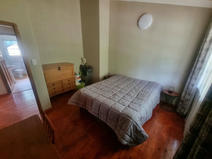 3 Bedroom Property for Sale in Vaaloewer Gauteng