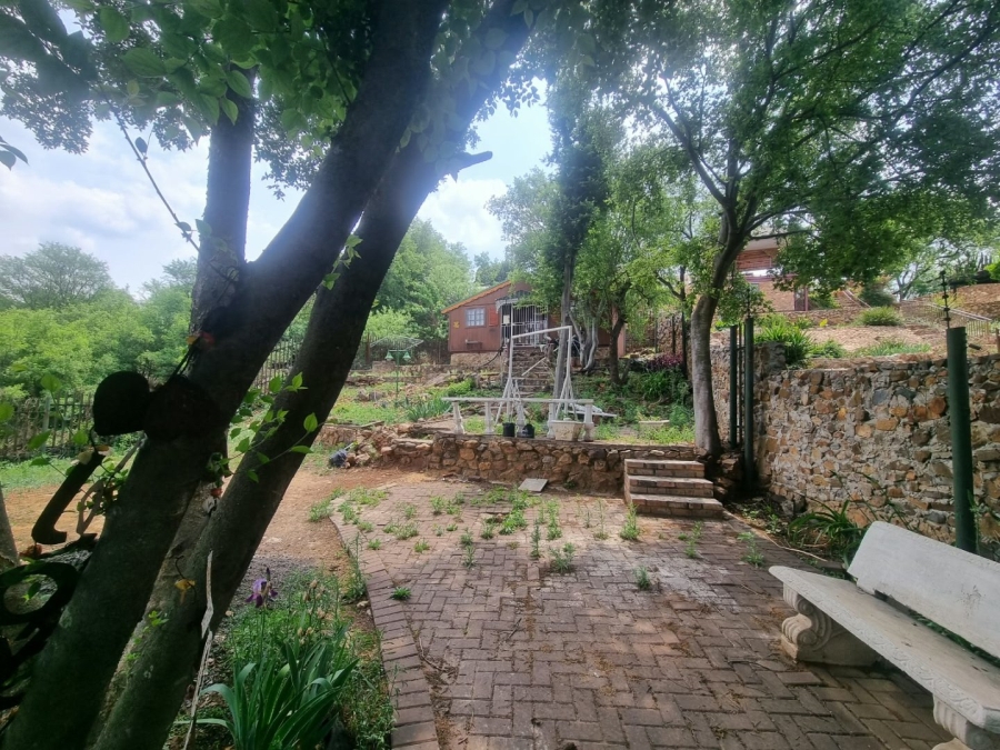 3 Bedroom Property for Sale in Vaaloewer Gauteng