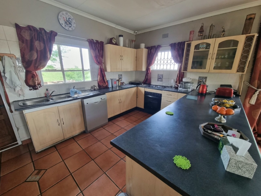 3 Bedroom Property for Sale in Vaaloewer Gauteng
