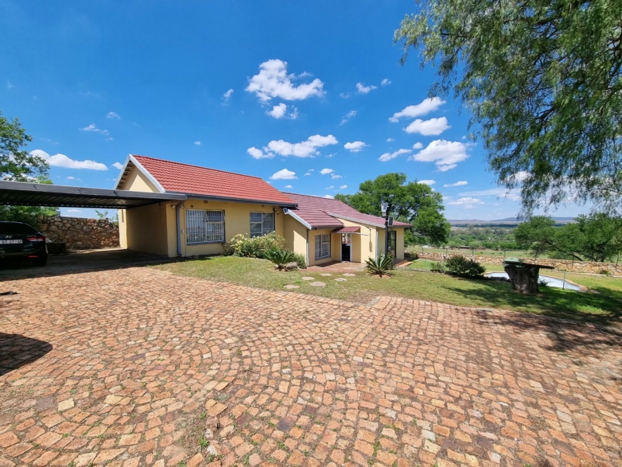 3 Bedroom Property for Sale in Vaaloewer Gauteng