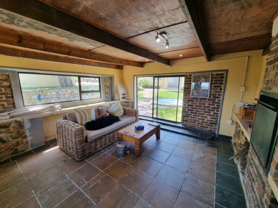 3 Bedroom Property for Sale in Vaaloewer Gauteng