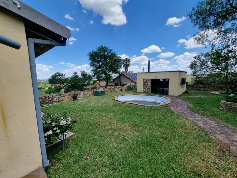 3 Bedroom Property for Sale in Vaaloewer Gauteng