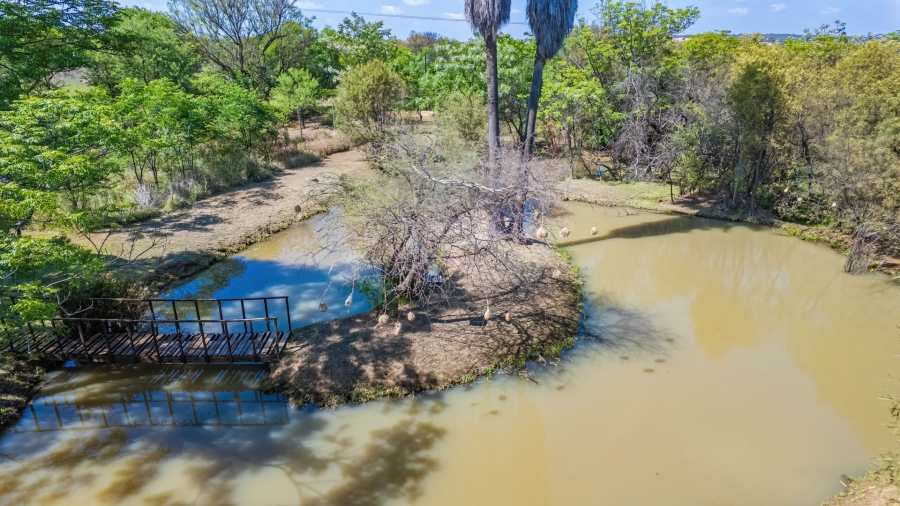Commercial Property for Sale in Roodeplaat Gauteng