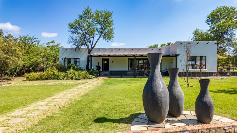 Commercial Property for Sale in Roodeplaat Gauteng