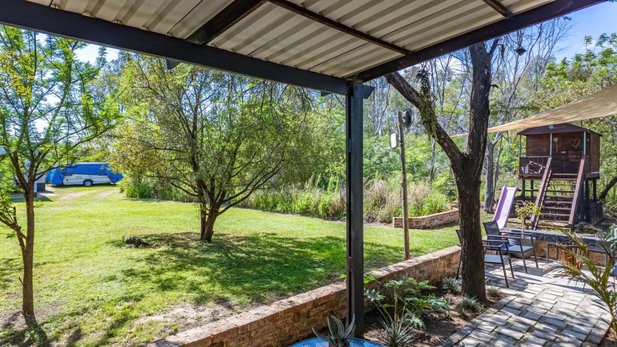 Commercial Property for Sale in Roodeplaat Gauteng