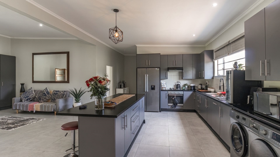 Commercial Property for Sale in Roodeplaat Gauteng