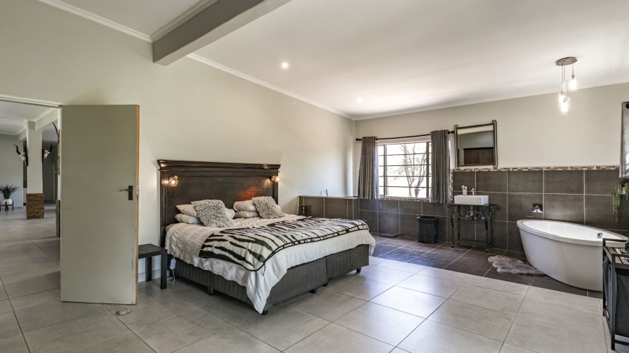 Commercial Property for Sale in Roodeplaat Gauteng