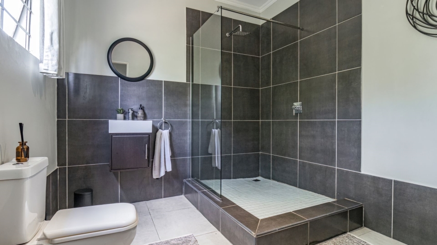 Commercial Property for Sale in Roodeplaat Gauteng