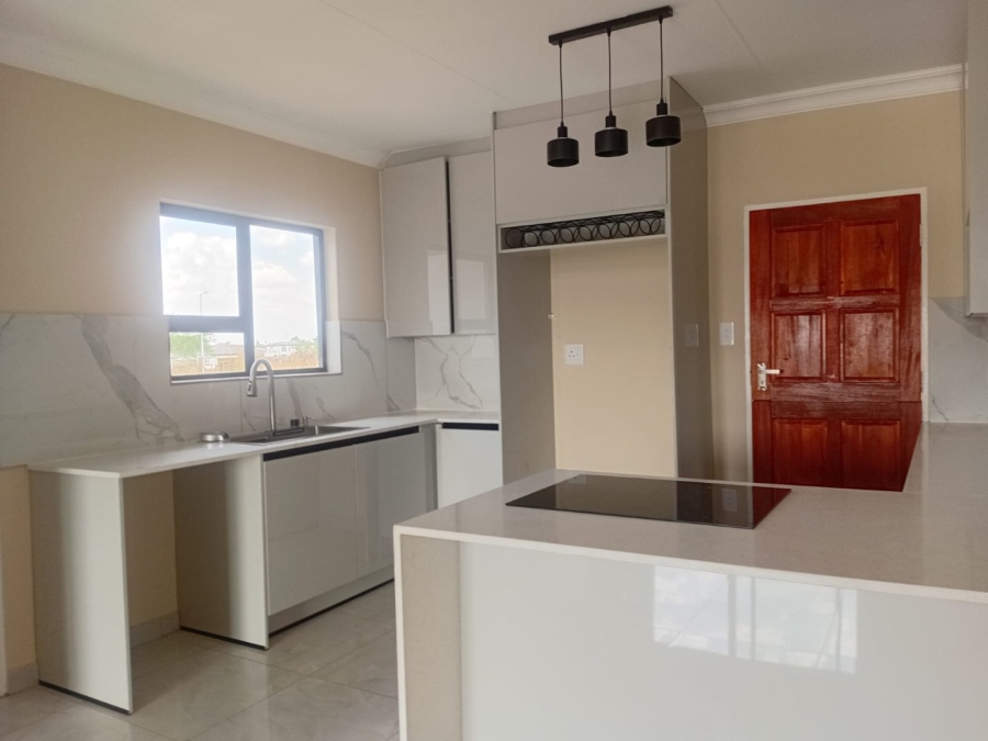 3 Bedroom Property for Sale in The Orchards Gauteng