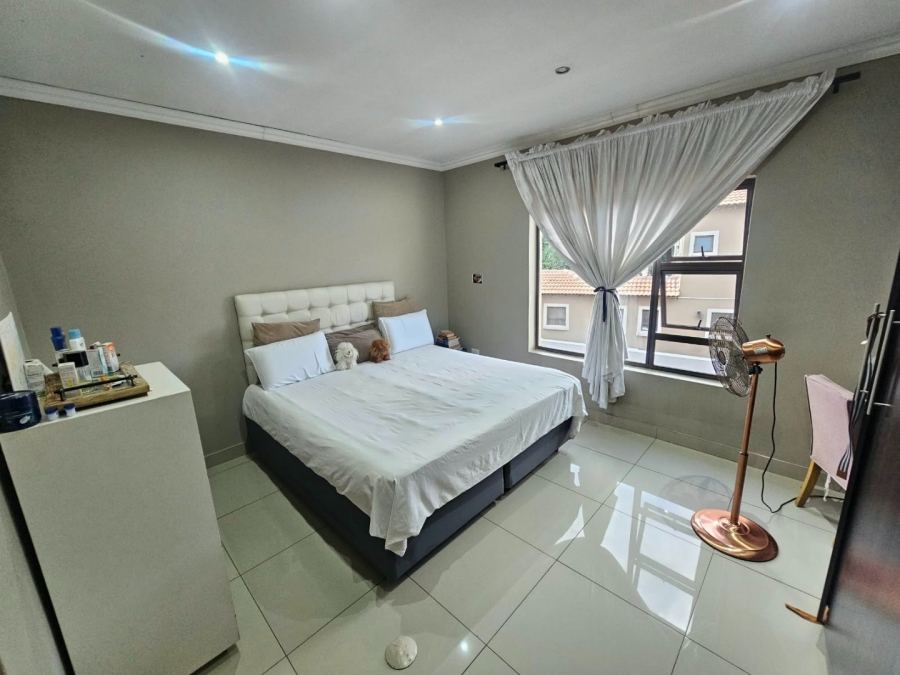 To Let 3 Bedroom Property for Rent in Monavoni Gauteng
