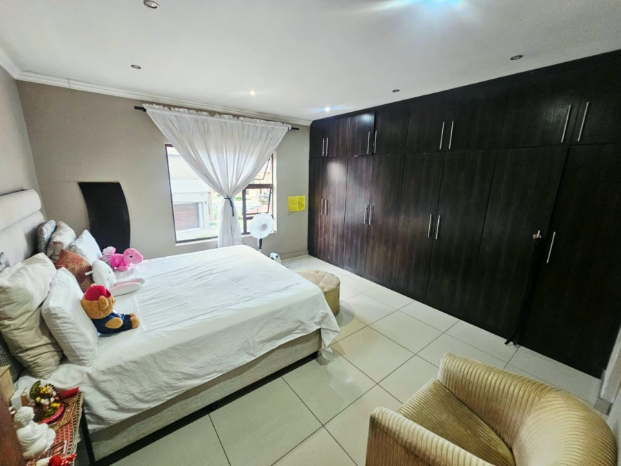 To Let 3 Bedroom Property for Rent in Monavoni Gauteng