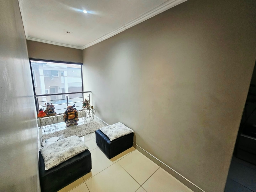 To Let 3 Bedroom Property for Rent in Monavoni Gauteng