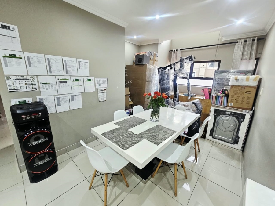 To Let 3 Bedroom Property for Rent in Monavoni Gauteng