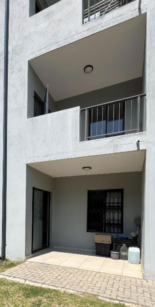 2 Bedroom Property for Sale in Glen Austin Gauteng