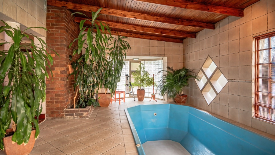 3 Bedroom Property for Sale in Glenvista Gauteng