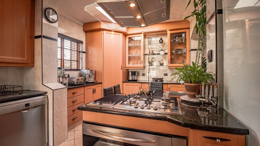 3 Bedroom Property for Sale in Glenvista Gauteng