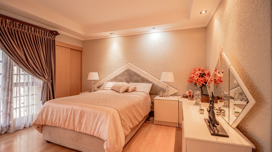 3 Bedroom Property for Sale in Glenvista Gauteng