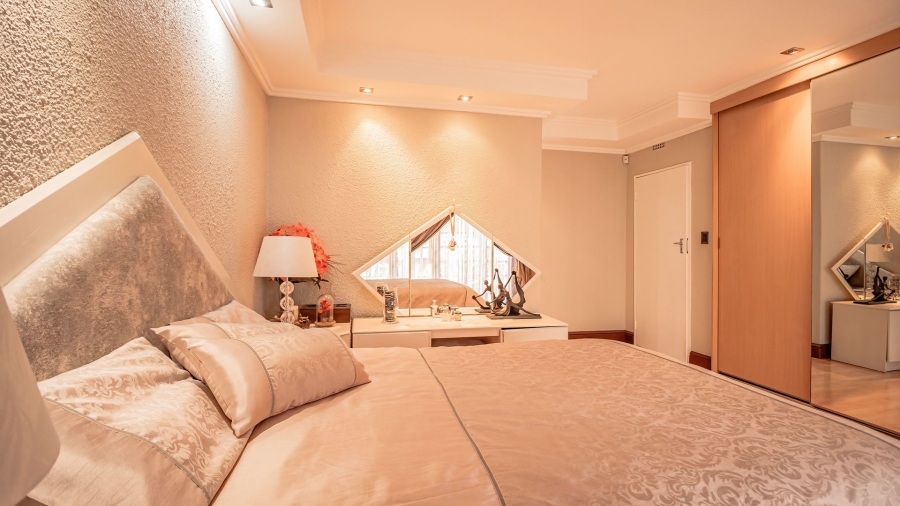 3 Bedroom Property for Sale in Glenvista Gauteng