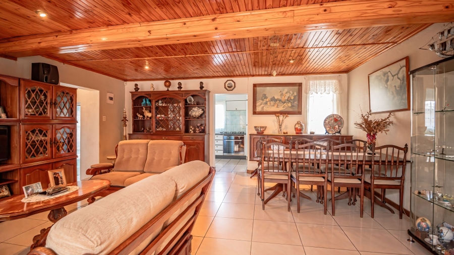 3 Bedroom Property for Sale in Glenvista Gauteng