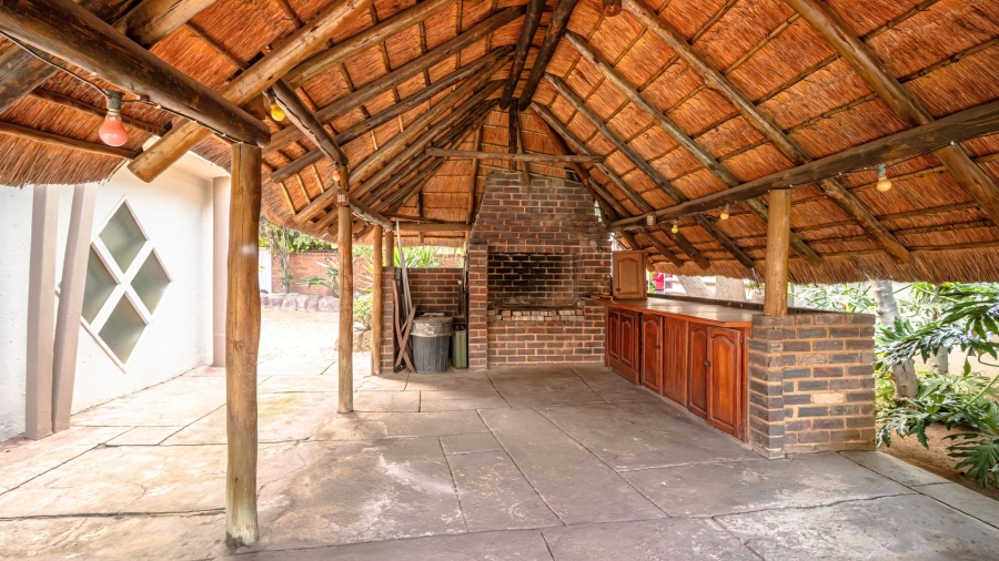 3 Bedroom Property for Sale in Glenvista Gauteng